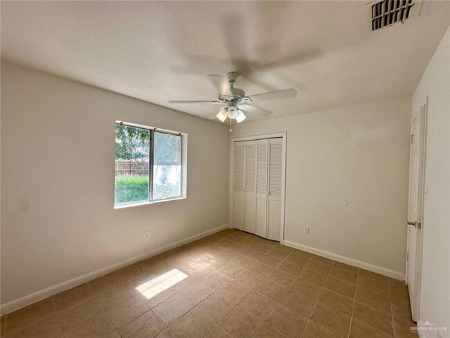 Building Photo - 1509 Robin Ave