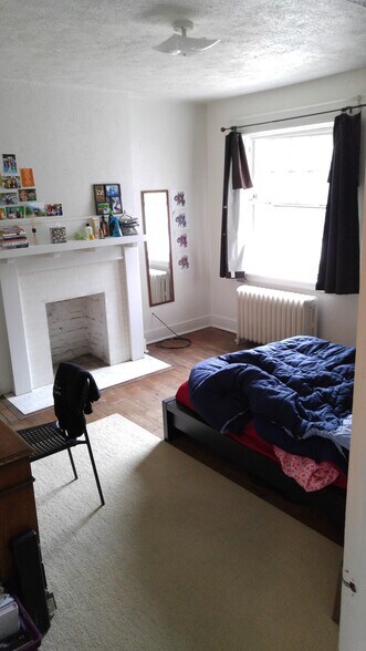 Bedroom - 5512 Wilkins Ave