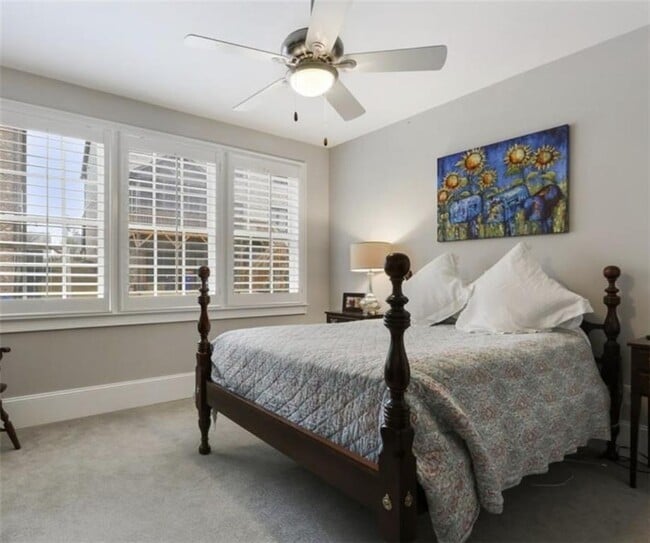 Building Photo - 5010 Merton Ln