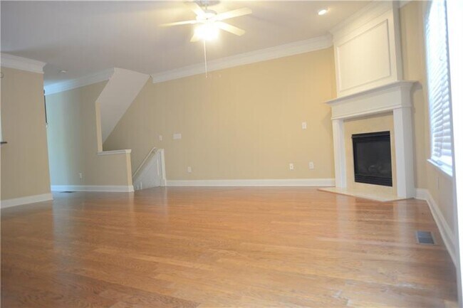 Building Photo - 5228 Wellsley Bend