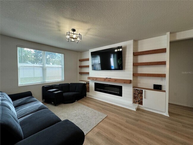 Building Photo - 3108 Cassidy Ln