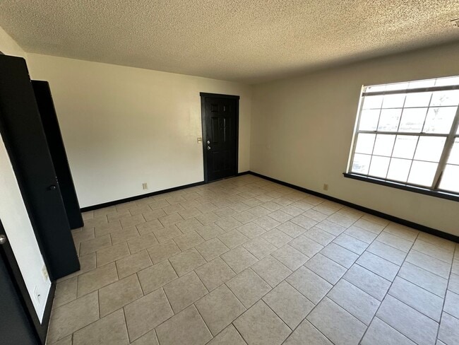 Building Photo - Bartlesville Cara Manor