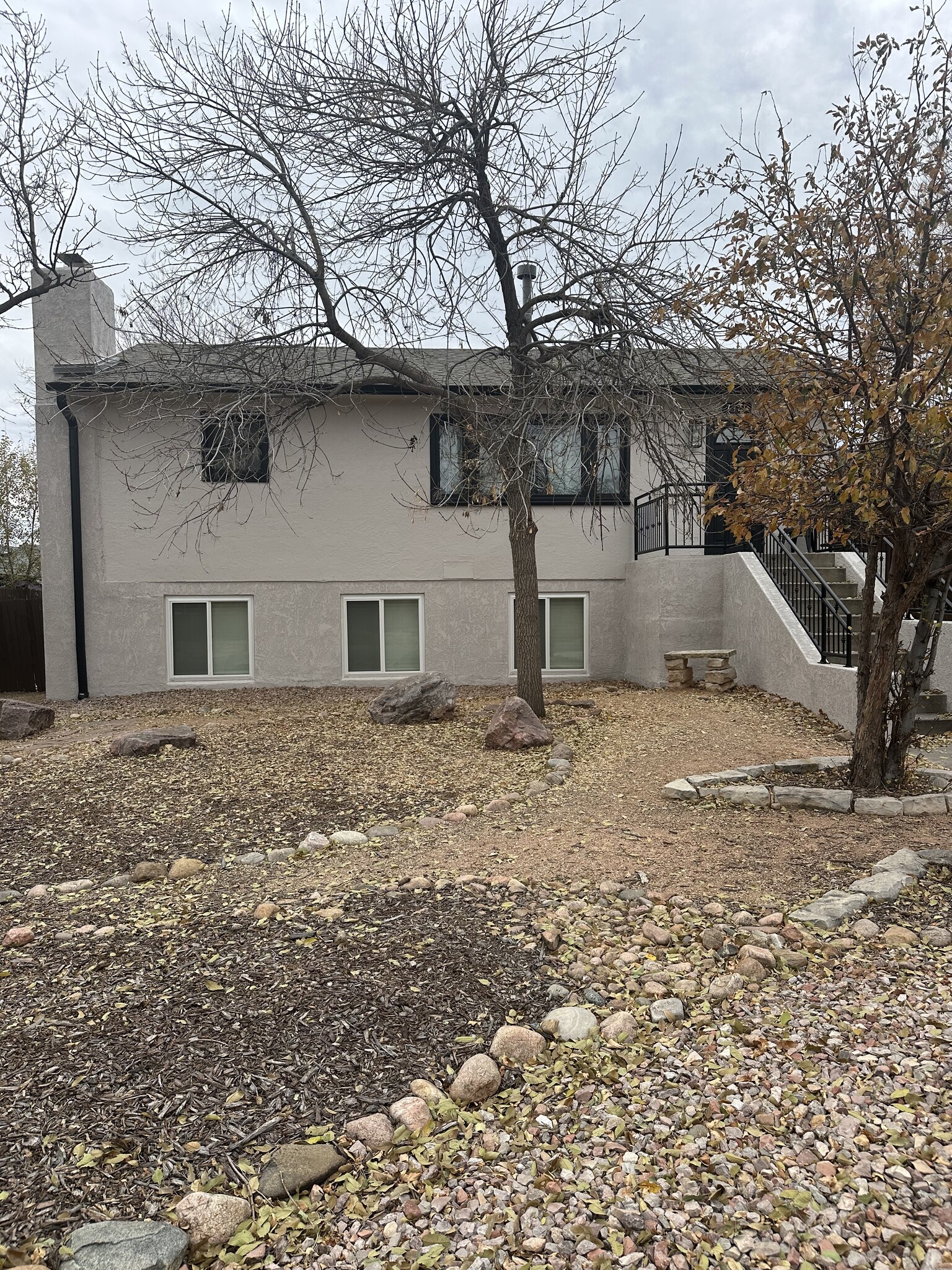 Building Photo - 2429 W Saint Vrain St