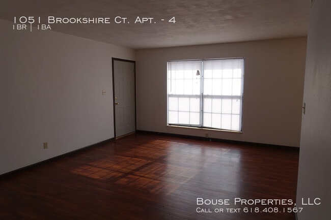 Building Photo - 1051 Brookshire Ct