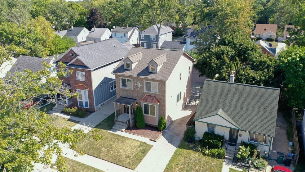 Building Photo - 3334 Cummings Ave