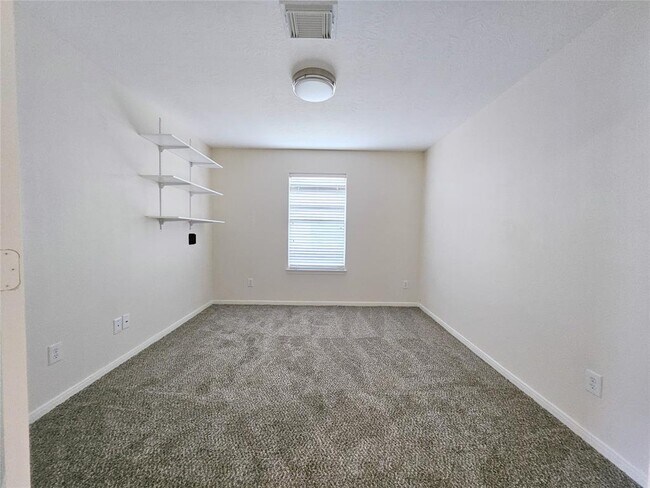 Building Photo - 24402 Cornell Park Ln