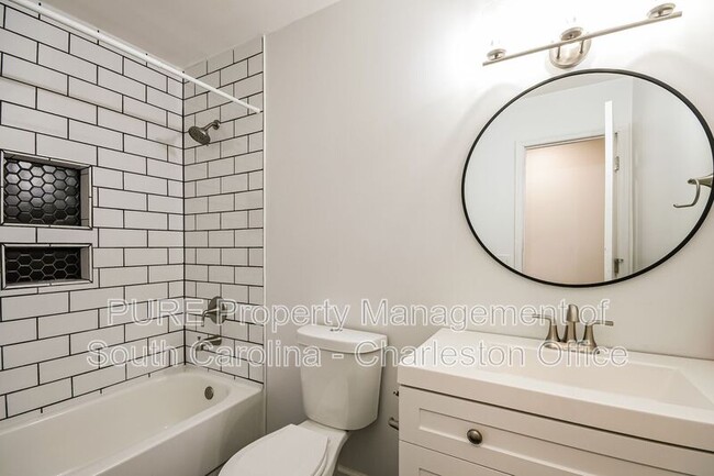 Building Photo - 102 Baldwin Ln