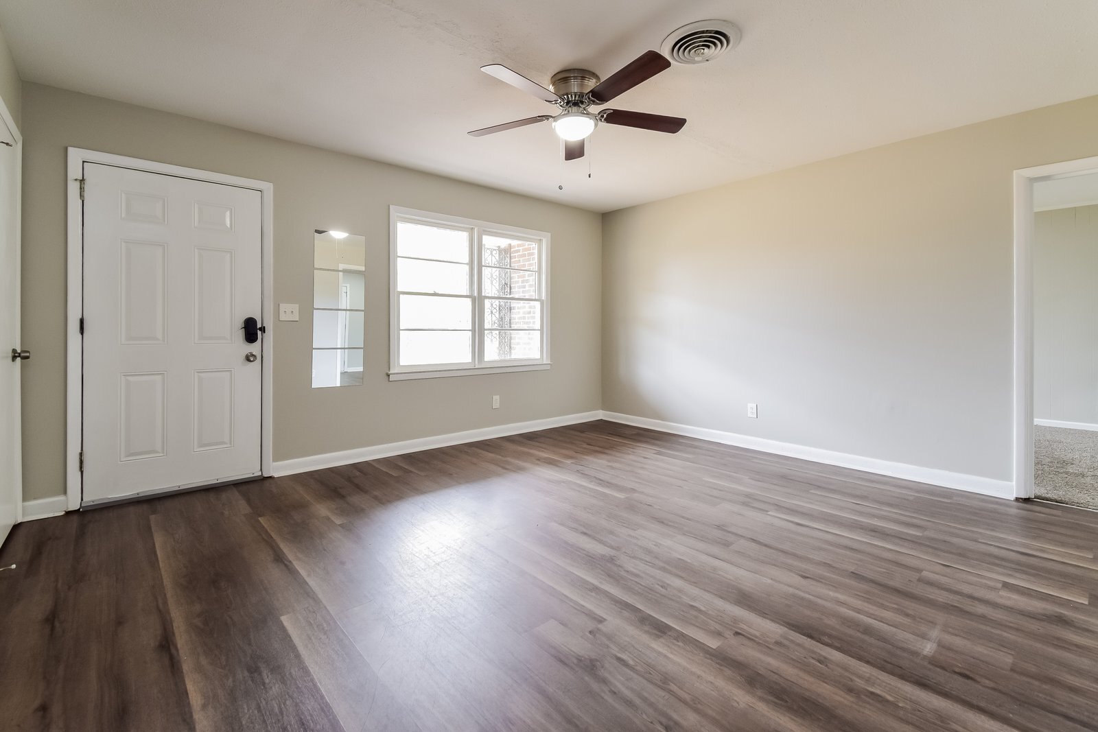 Building Photo - 4838 Chapman St