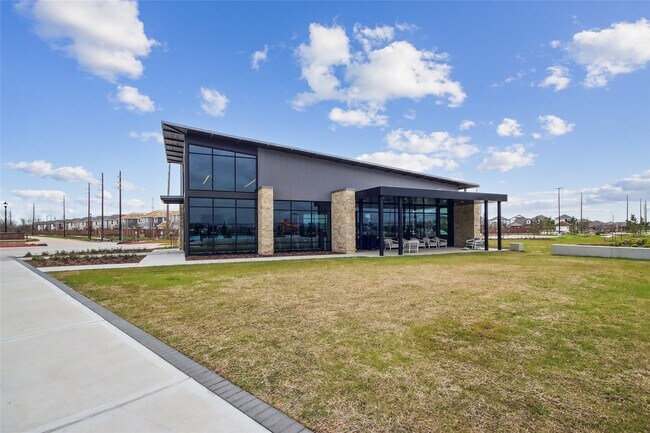 Building Photo - 2877 Grand Anse Dr