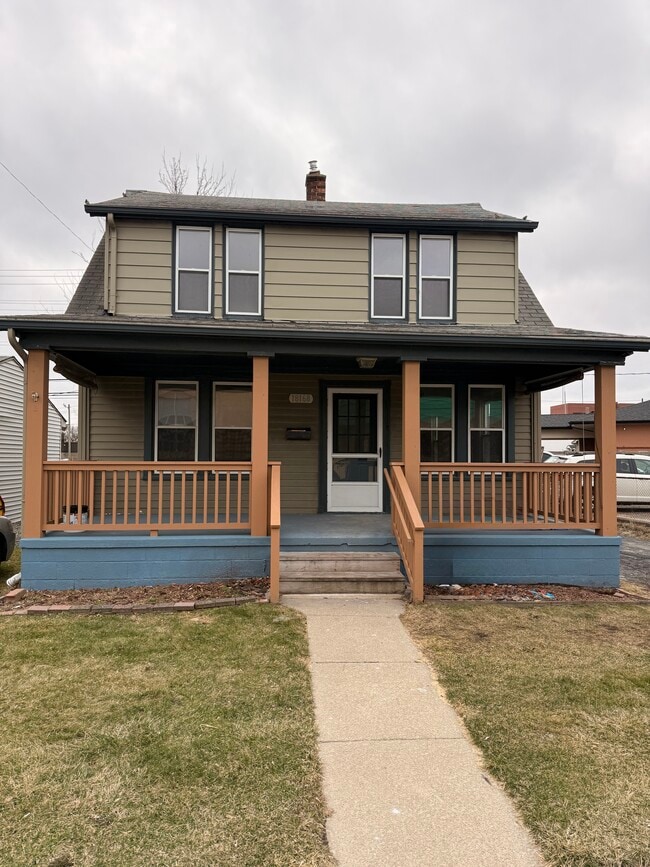 Building Photo - 18168 Brohl St