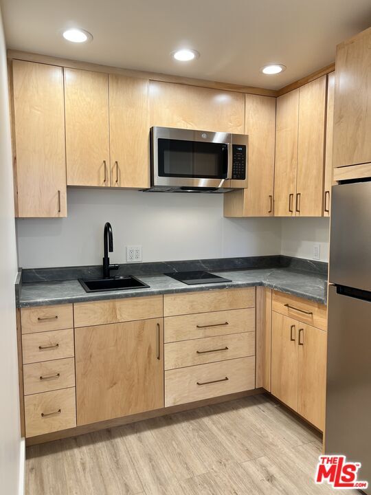 Building Photo - 2739 Dorman St