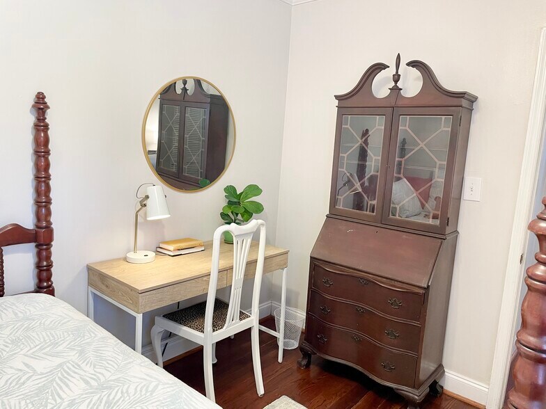 215- bedroom #2 - 215 W Taylor St