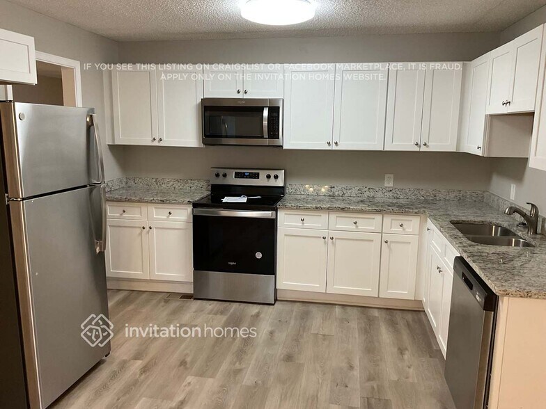Building Photo - 4104 Windermere Dr