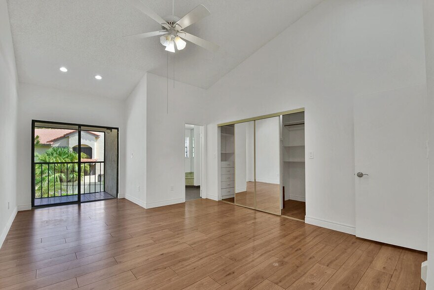 Building Photo - 3501 Magellan Cir
