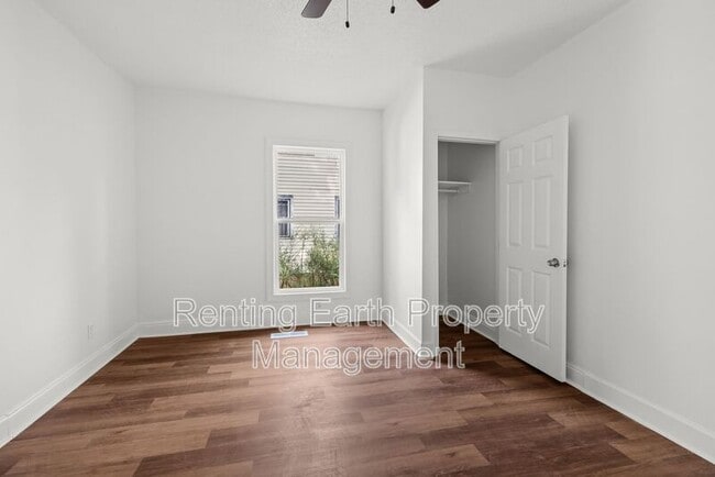 Building Photo - 2619 Avenue F