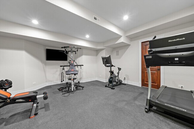 Building Photo - 6403 S Garfield St