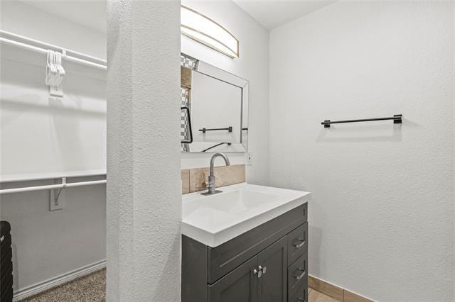 Building Photo - 2315 Housley Dr