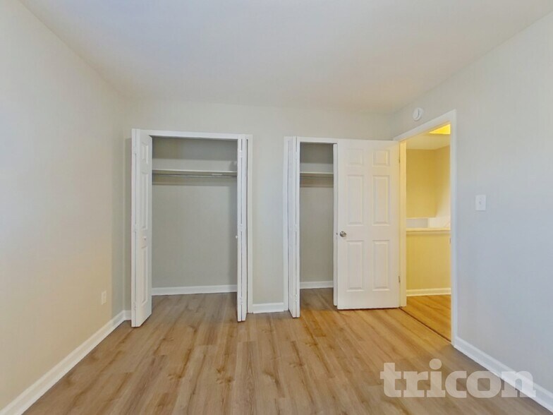 Building Photo - 1228 N Chelton Rd