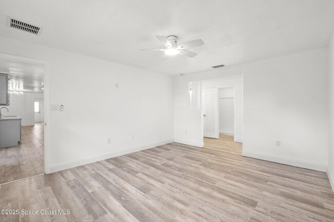 Building Photo - 1445 Mercury St