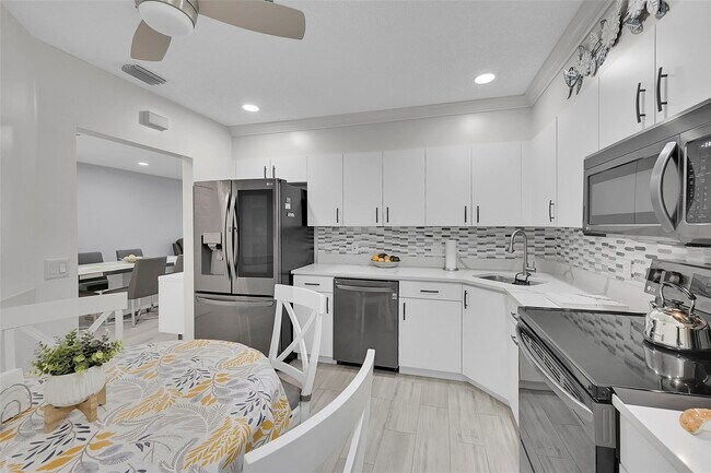 Building Photo - 5133 Brisata Cir