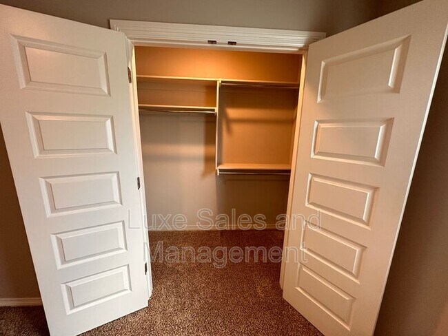 Building Photo - 2180 Camino Del Plaza Ln