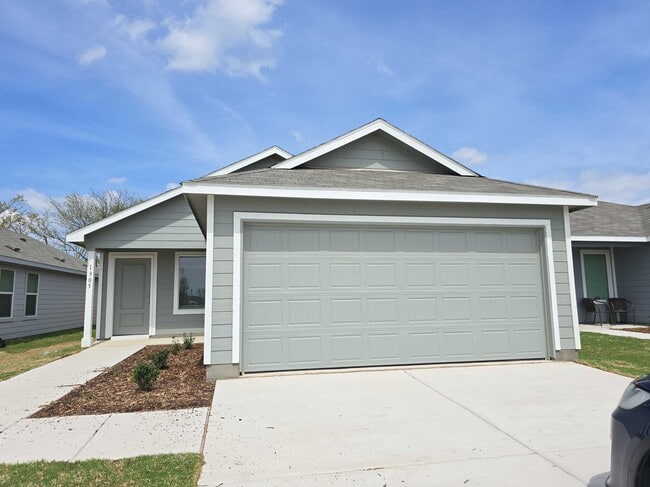 Building Photo - 1305 Salton Ln