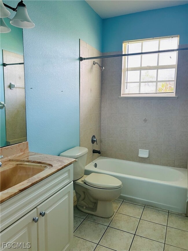 Building Photo - 19933 Lake Vista Cir