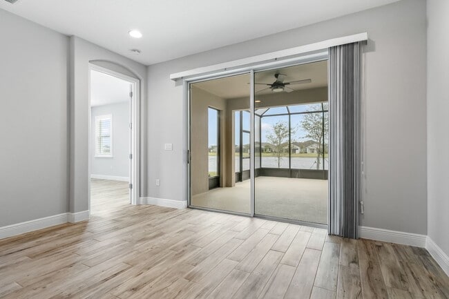 Building Photo - 8134 Loren Cove Dr