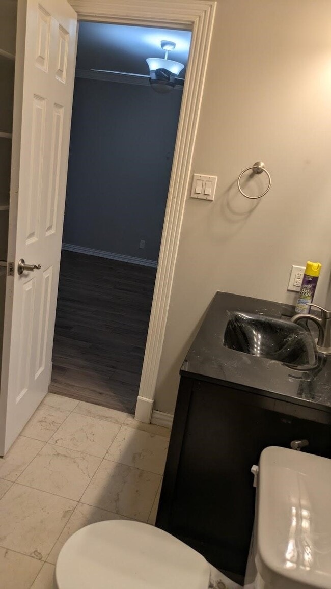 Building Photo - 402 Postoffice St