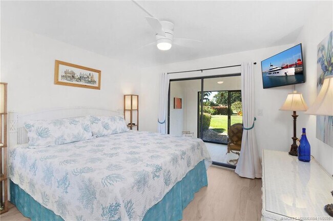 Building Photo - 5111 SE Miles Grant Rd