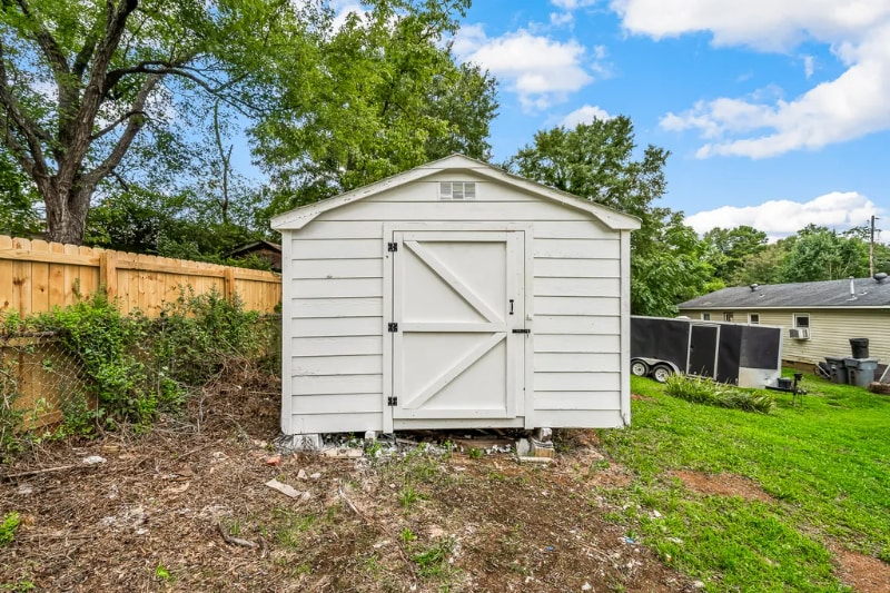 Building Photo - 105 Cabot Ct