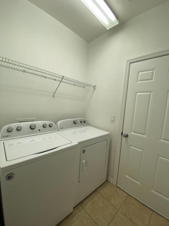 Building Photo - 9634 Roundstone Cir