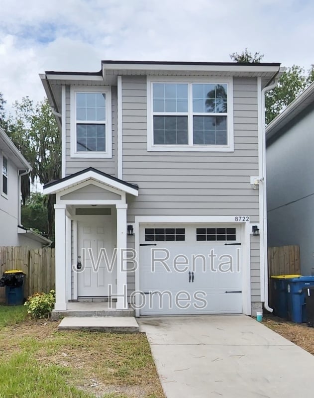 Building Photo - 8722 Cocoa Ave