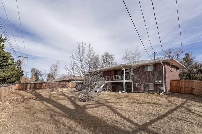 Building Photo - Dotsero1605 (BR-LN)