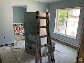 Building Photo - 420 Emmet St