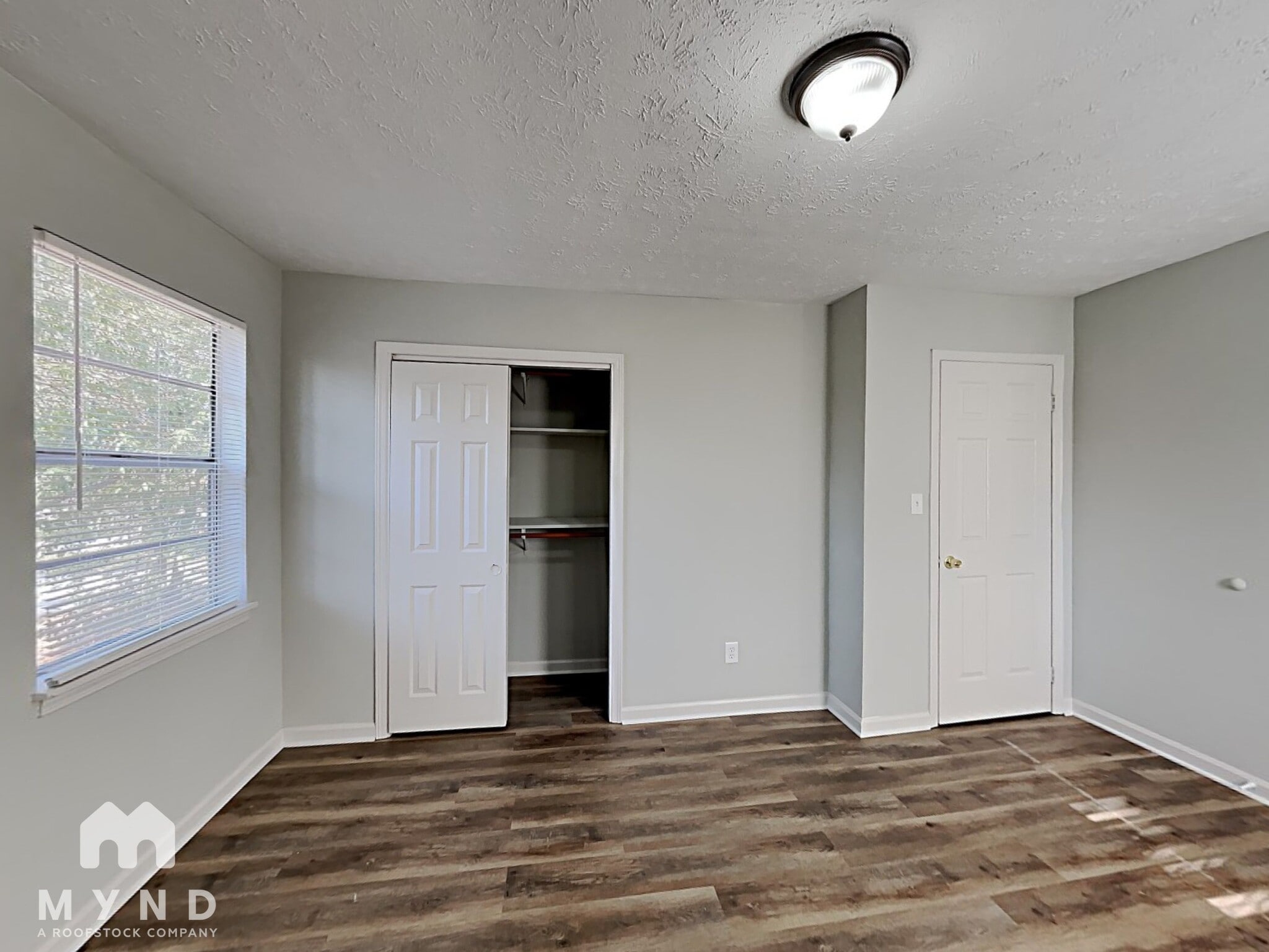 Building Photo - 567 Cherry Ln