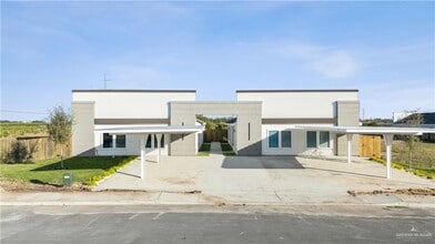 Building Photo - 21 N Abesam Ave