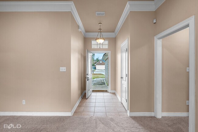 Building Photo - 6012 Whitney Dr