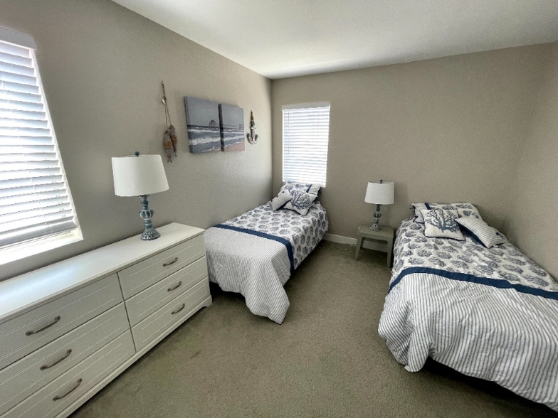 Building Photo - 605 S Myers St