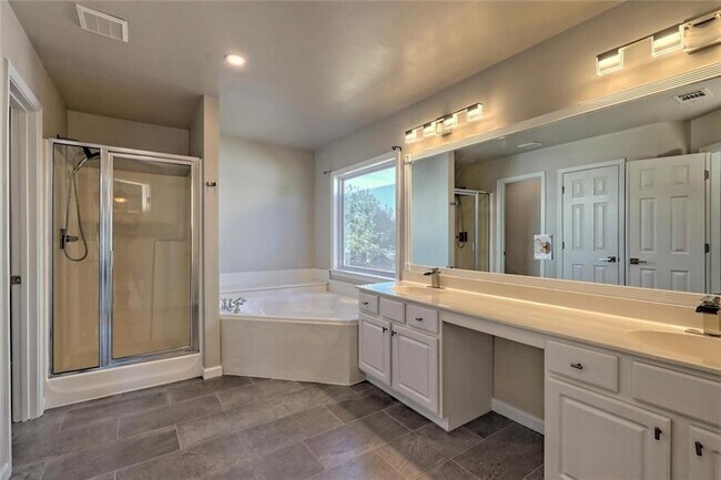Building Photo - 5145 Fieldgate Ridge Dr