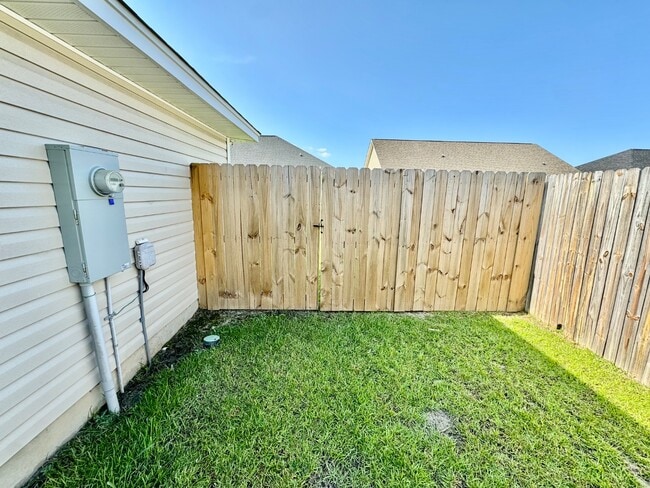 Building Photo - 3686 Saddle Rdg Dr