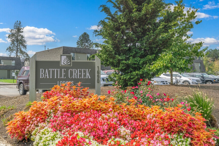 Primary Photo - Battle Creek Lodge Apartments