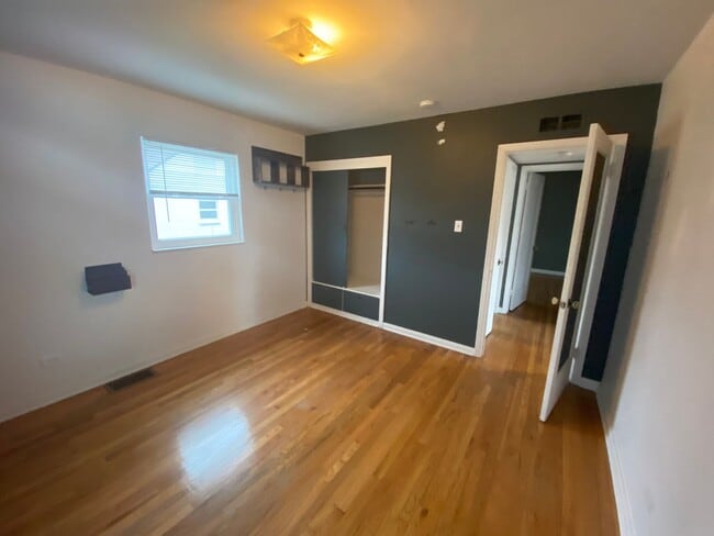 Building Photo - Beautiful 2 bedroom home in Chaffee Park with Huge Studio