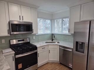 Building Photo - 19371 Shadyside St