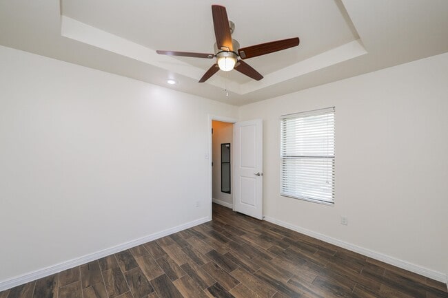 Building Photo - 2319 Palos Lp