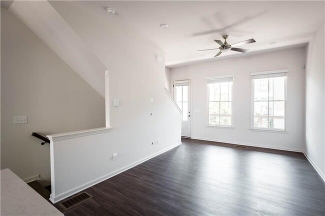 Building Photo - 709 Needletail Wy