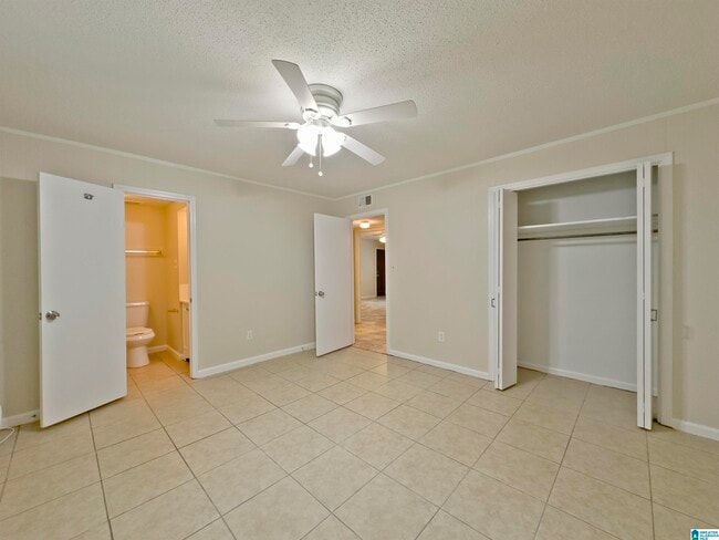 Building Photo - 3229 Westbrook Dr
