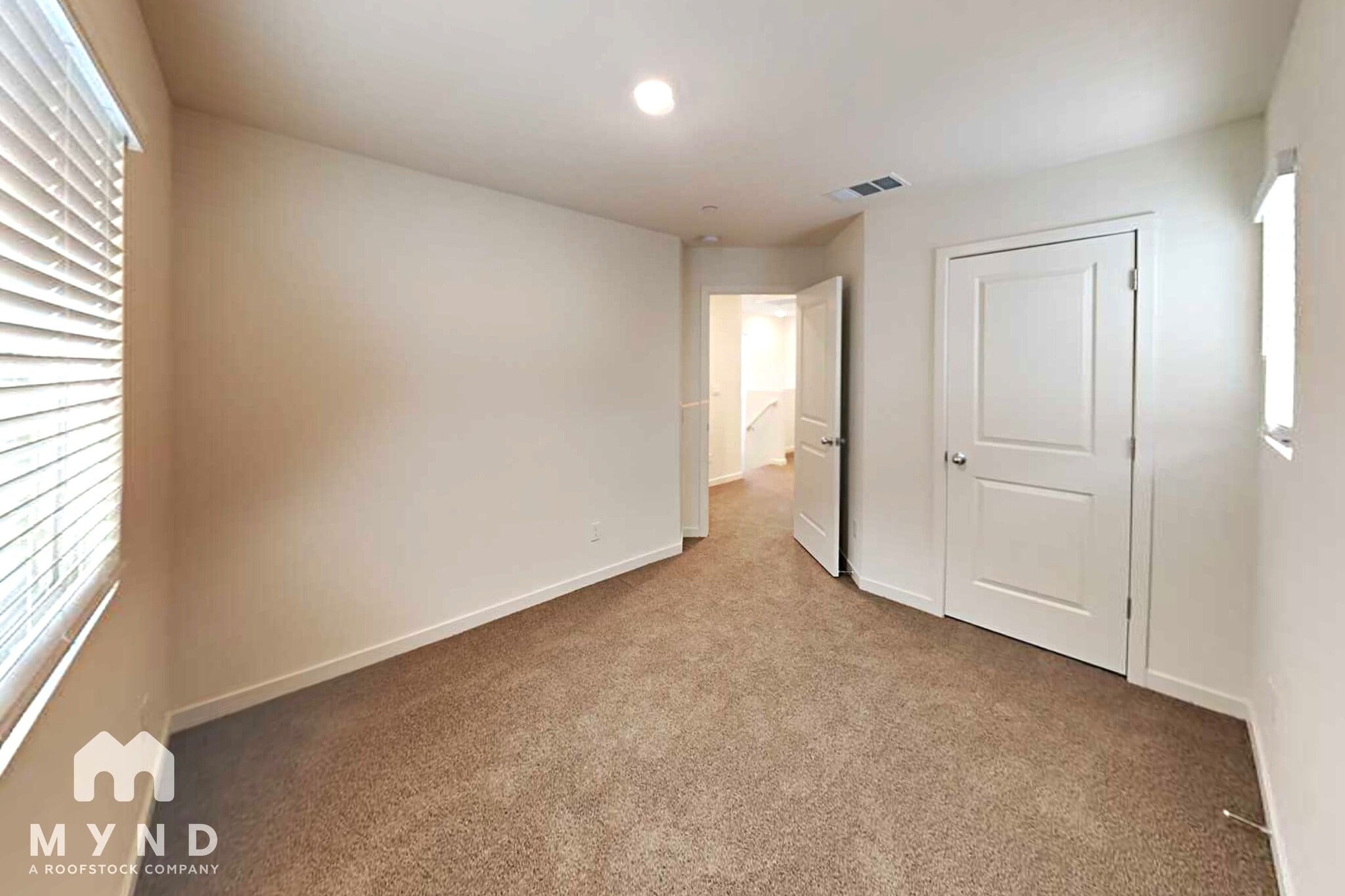 Building Photo - 3049 Pruett Dr