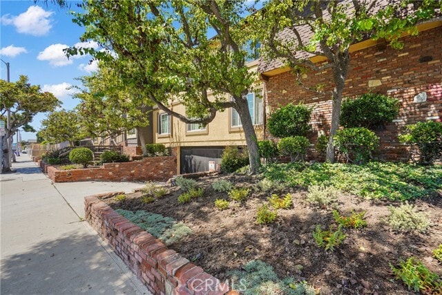 Building Photo - 4633 Marine Ave