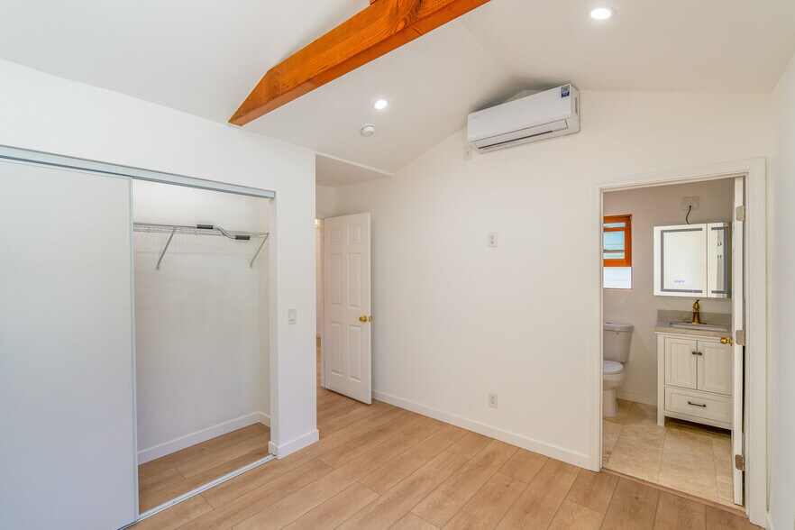 Building Photo - 355 N Colorado Pl